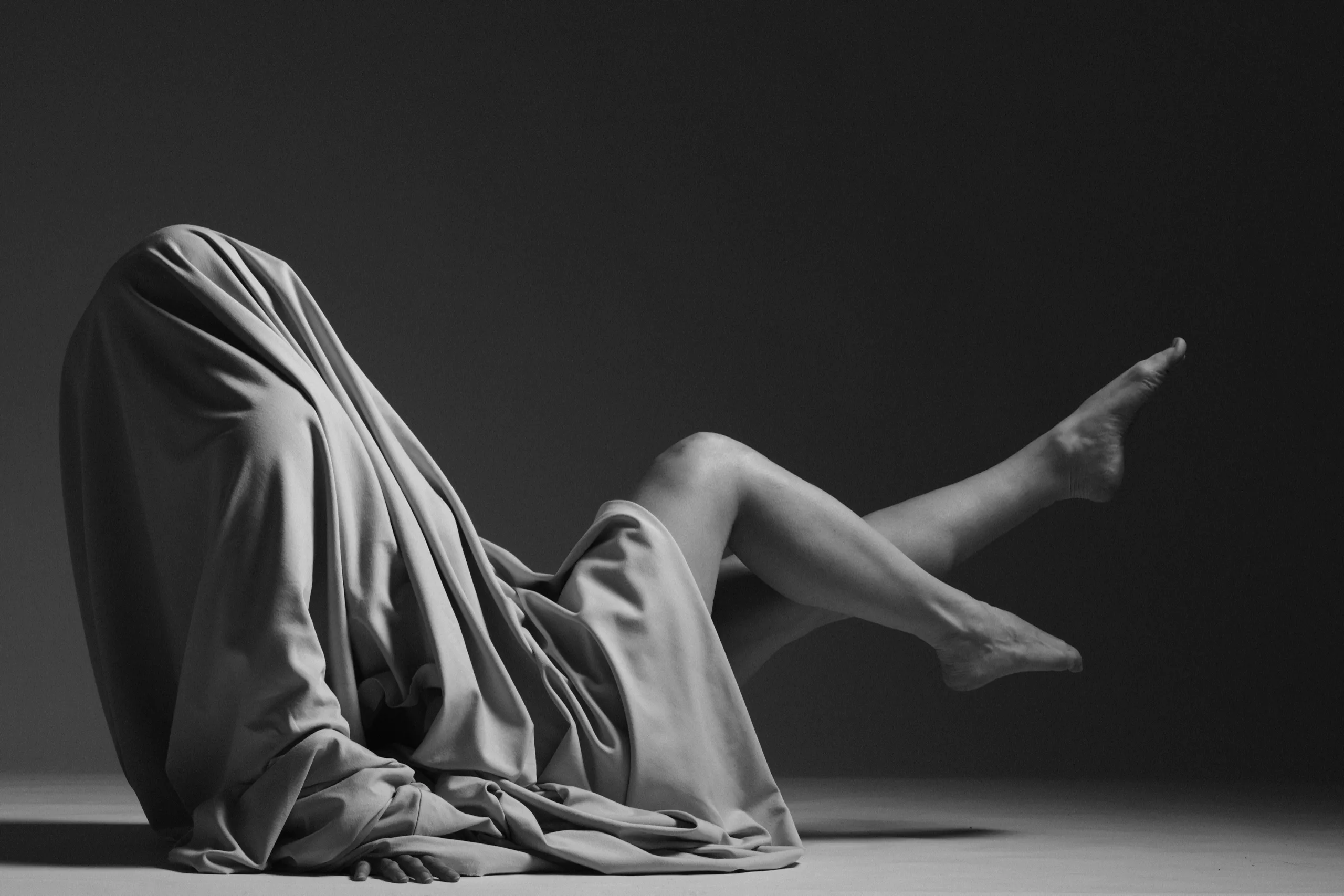 Veiled - a project about body positivity - detail from the blog article