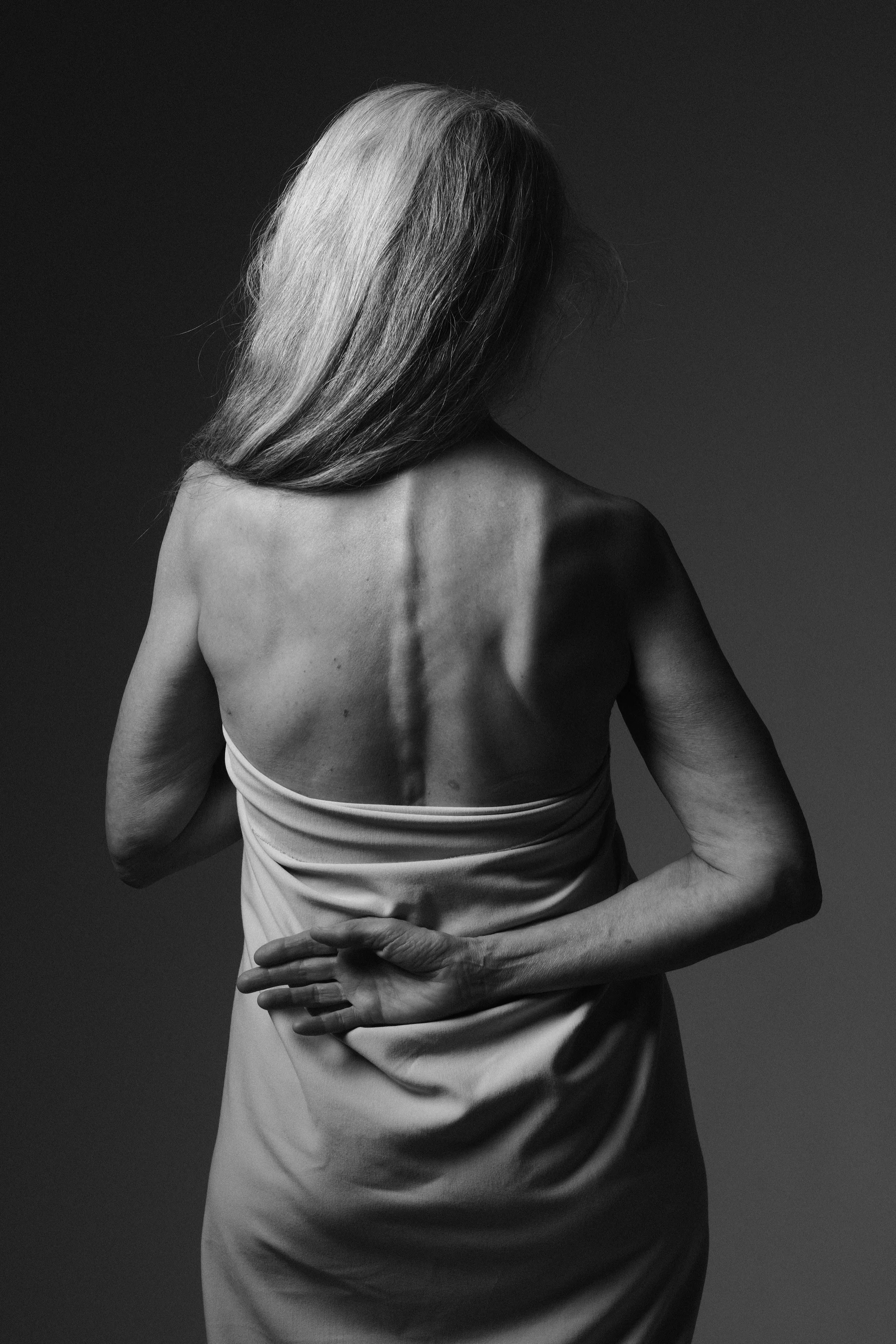 Veiled - a project about body positivity - detail from the blog article